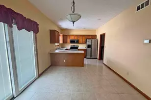 541 Northpoint Ct, Troy, OH 45373 - Photo 8