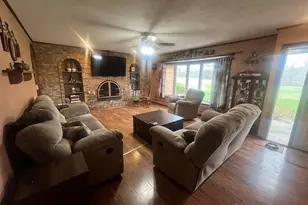 8601 Houston Rd, Sidney, OH 45365 - Photo 16