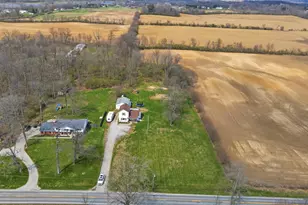 3016 Old Springfield Rd, Springfield, OH 45502 - Photo 2