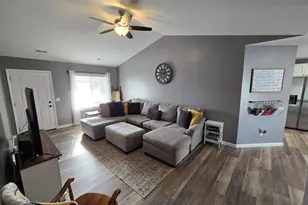 1620 Irene Dr, Bellefontaine, OH 43311 - Photo 6