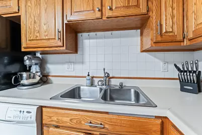 7039 Monte Carlo Drive, Englewood, OH 45322 - Photo 12