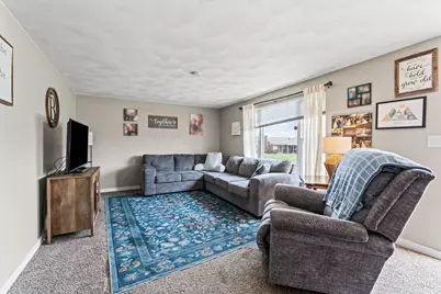 7039 Monte Carlo Drive, Englewood, OH 45322 - Photo 2