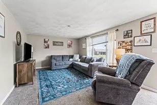 7039 Monte Carlo Dr, Englewood, OH 45322 - Photo 2