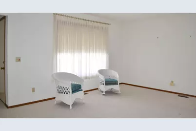 3052 E Brixton Drive, Springfield, OH 45503 - Photo 8