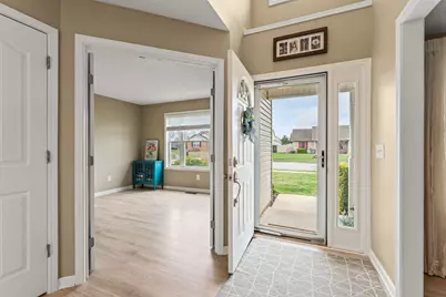 1371 Edinburgh Drive, Troy, OH 45373 - Photo 10