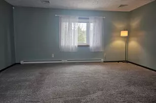 519 Moorefield Rd, Springfield, OH 45502 - Photo 8