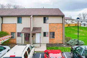 6425 Harbinger Ln, Dayton, OH 45449 - Photo 2