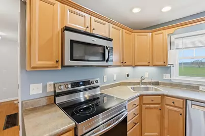 281 W Jackson Road, Springfield, OH 45502 - Photo 8