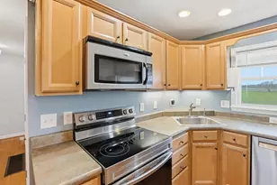 281 W Jackson Rd, Springfield, OH 45502 - Photo 8