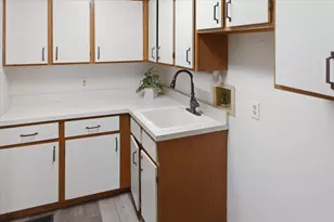 1430 Clear Springs Ct, Dayton, OH 45458 - Photo 12