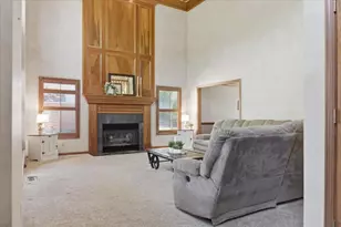1430 Clear Springs Ct, Dayton, OH 45458 - Photo 4