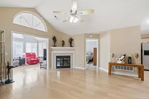 4662 Cobblestone Dr, Tipp City, OH 45371 - Photo 8