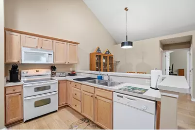 4662 Cobblestone Drive, Tipp City, OH 45371 - Photo 16