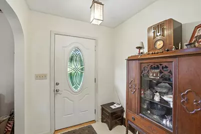 2064 Fairfield Pike, Springfield, OH 45502 - Photo 6