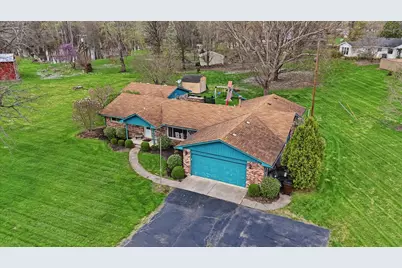 1008 Stevens Circle Drive, New Carlisle, OH 45344 - Photo 2