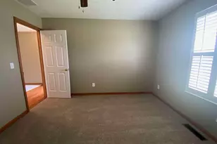 408 Deerwood Dr, Piqua, OH 45356 - Photo 12