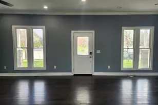 211 N Ash St, Saint Marys, OH 45885 - Photo 4