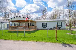 8921 Walnut St, Lakeview, OH 43331 - Photo 1