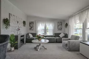 12218 Sandi Ln, Medway, OH 45341 - Photo 4