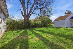 412 Cape Cod Dr, Springfield, OH 45505 - Photo 38