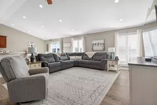 101 Cedarbrook Ct, Anna, OH 45302 - Photo 8