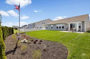 8178 Cherry Birch Dr, Tipp City, OH 45371 - Photo 34