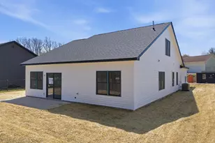 1758 Northpoint Ln, Springfield, OH 45503 - Photo 4