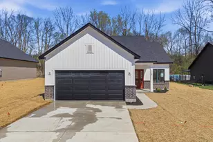 1758 Northpoint Ln, Springfield, OH 45503 - Photo 2