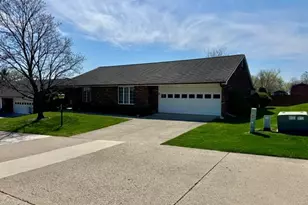 1013 Abington Pl, Springfield, OH 45503 - Photo 2