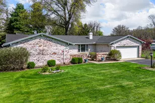 885 Michaels Rd, Tipp City, OH 45371 - Photo 2