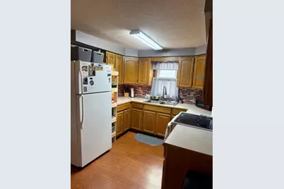 616 E Bellefontaine Street, Wapakoneta, OH 45895 - Photo 10