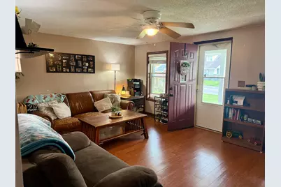 616 E Bellefontaine Street, Wapakoneta, OH 45895 - Photo 4