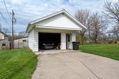 641 N Detroit Street, Bellefontaine, OH 43311 - Photo 4