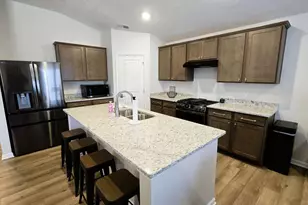 1702 Chevington Chase, Troy, OH 45373 - Photo 10