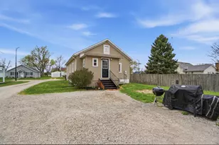 706 Buchanan St, Wapakoneta, OH 45895 - Photo 10