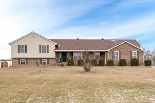 929 N Tecumseh Rd, Springfield, OH 45504 - Photo 2