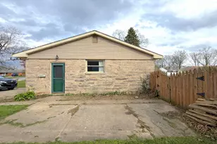 448 Ontario Ave, Bellefontaine, OH 43311 - Photo 26