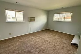 906 W Lake Ave, New Carlisle, OH 45344 - Photo 6