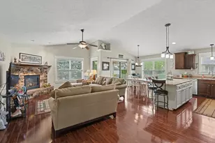 622 Willow Point Ct, Troy, OH 45373 - Photo 8