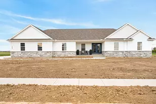 103 Camdyn Trl, Anna, OH 45302 - Photo 2