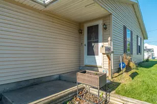 220 Racer St, Troy, OH 45373 - Photo 4