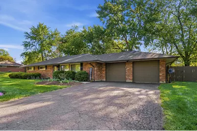 9226 Stephanie Street, Dayton, OH 45458 - Photo 2