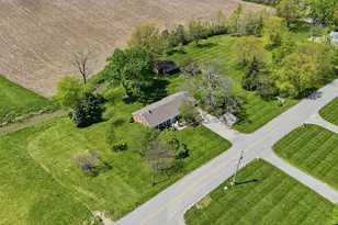 14031 Kohler Rd, Wapakoneta, OH 45895 - Photo 2