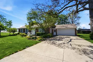 14031 Kohler Rd, Wapakoneta, OH 45895 - Photo 6
