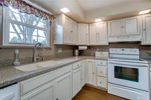 478 Robin Hood Ln, Troy, OH 45373 - Photo 16