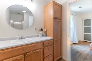 1238 Hollowbrook Dr, Dayton, OH 45458 - Photo 16