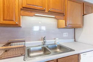 1238 Hollowbrook Dr, Dayton, OH 45458 - Photo 10