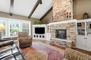 980 Greenmantle Dr, Troy, OH 45373 - Photo 8