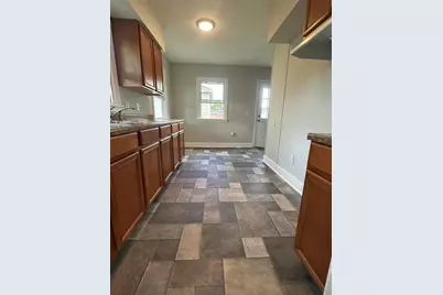 2050 S Hadley Road, Springfield, OH 45505 - Photo 6