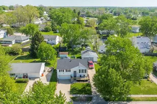 558 Bowser St, New Carlisle, OH 45344 - Photo 4
